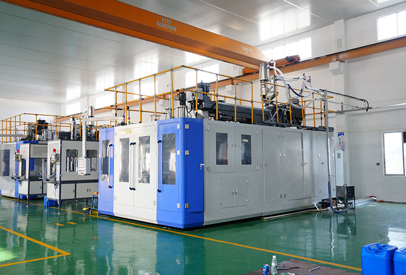 آلة القولبة بالنفخ HSE-30L — الصورة 2
