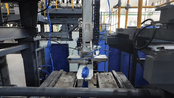 Container and parison in the continuous-extrusion source sequence